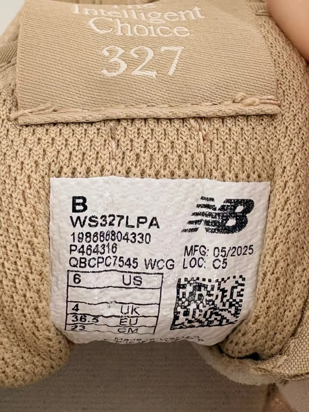 New Balance 327 Sneakers Women’s Size 6 Beige Leopard Print Retro Running - Picture 8 of 10